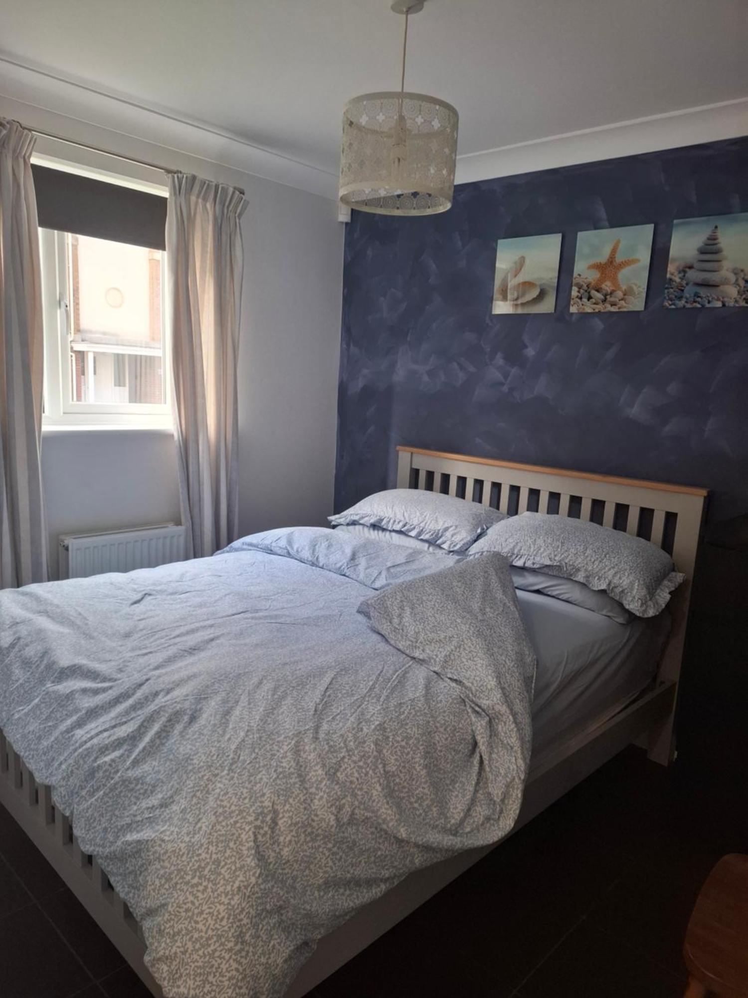 Driftmark Beachfront Location Aberavon Beach Sea Views Large Driveway Parking Private Site Fibre Optic Wi Fi Port Talbot Bagian luar foto